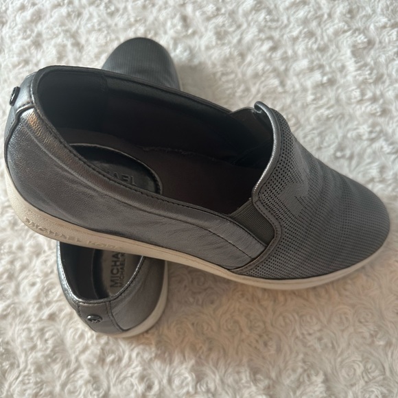 MICHAEL KORS Slip On Metallic leather Shoe Size 9M - Picture 3 of 5